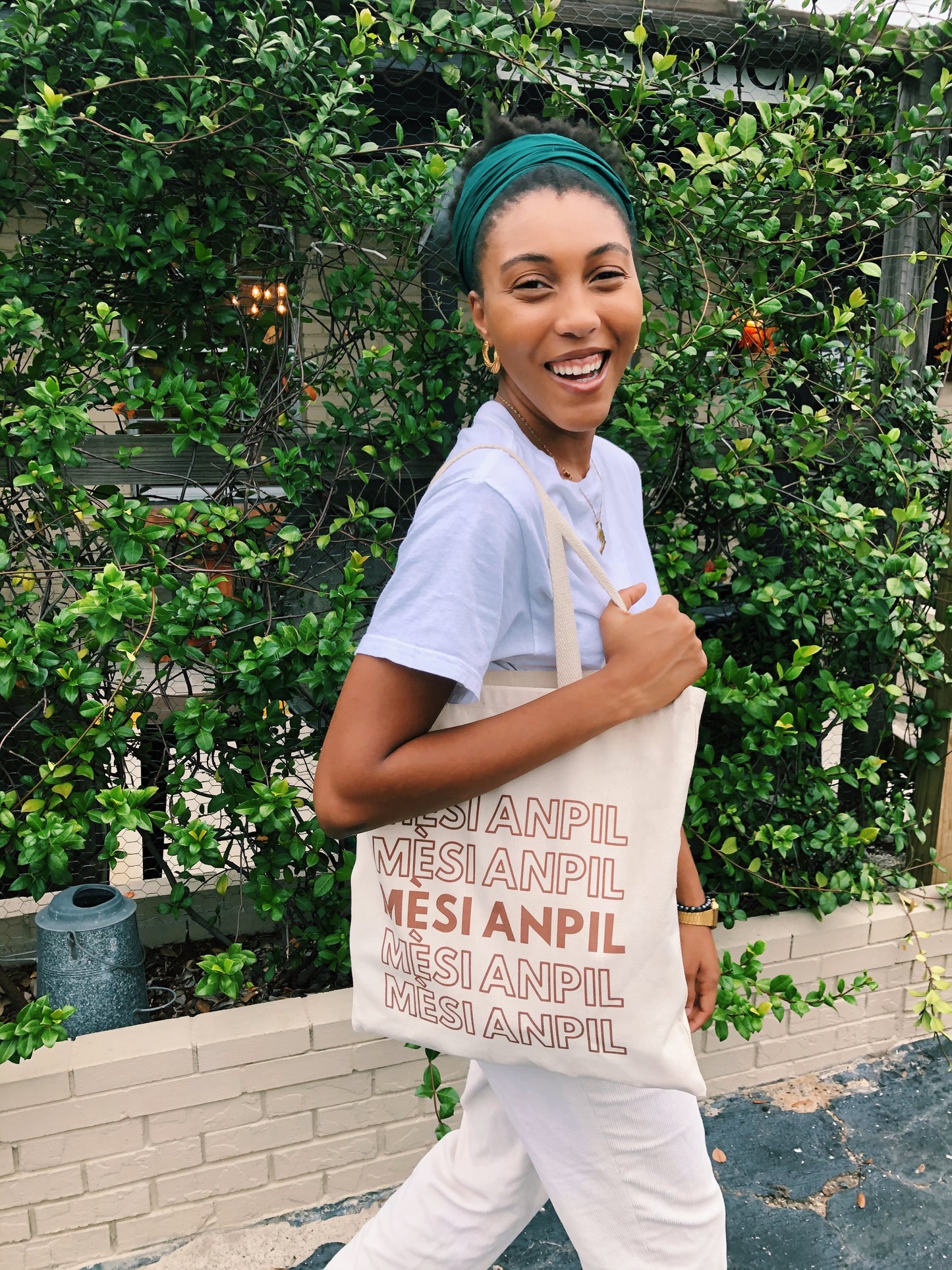 Mèsi Anpil Tote Bag